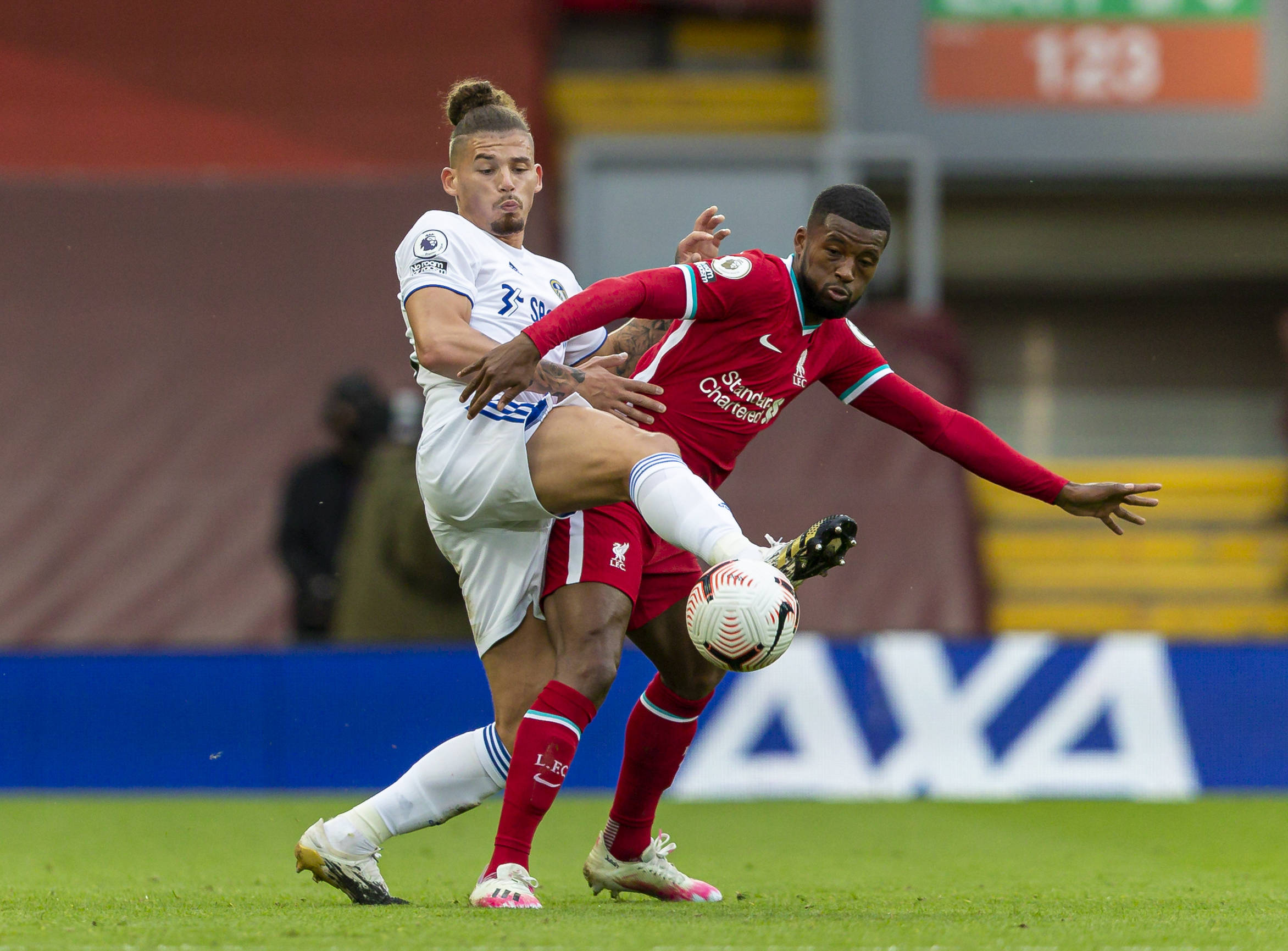 他们得以与 他们得以与